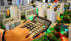 <b>非当下的蝇头小利</b>